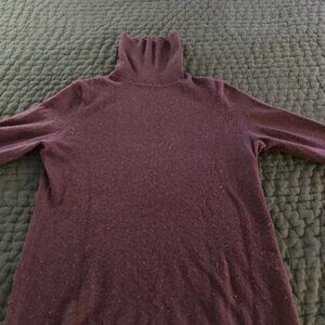VGUC plum Talbots Pure Cashmere turtleneck S